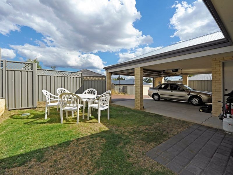 101 Runnymede Gate, Wellard WA 6170