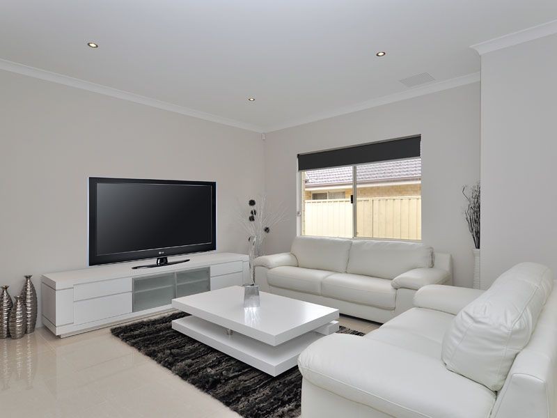 10 Crossville Way, Success WA 6164