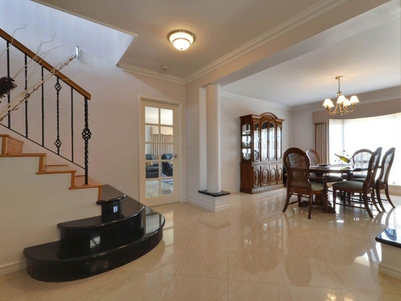 11 Belladonna Drive, Yangebup WA 6164