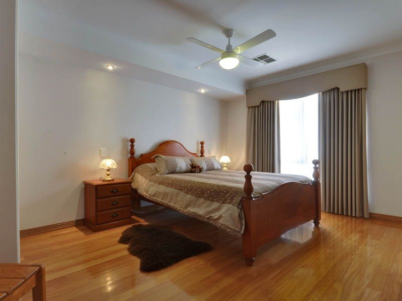 11 Belladonna Drive, Yangebup WA 6164