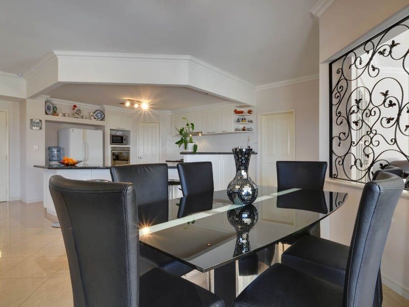 11 Belladonna Drive, Yangebup WA 6164