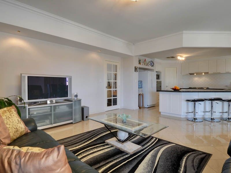 11 Belladonna Drive, Yangebup WA 6164
