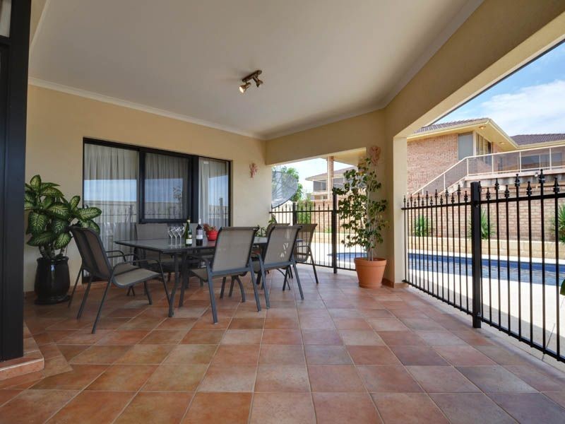 11 Belladonna Drive, Yangebup WA 6164