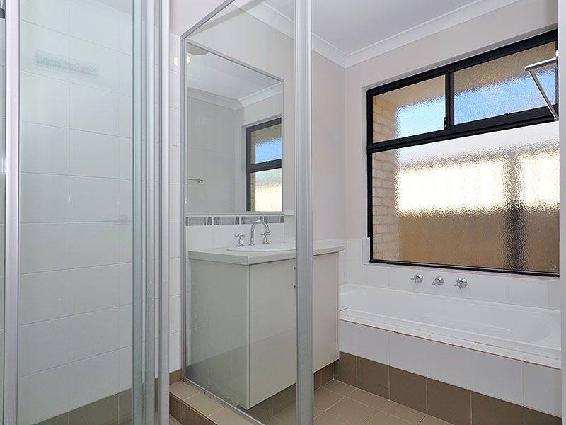 346 Lyon Road, Aubin Grove WA 6164