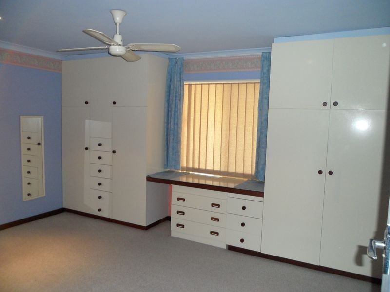 74 Malibu Road, Safety Bay WA 6169