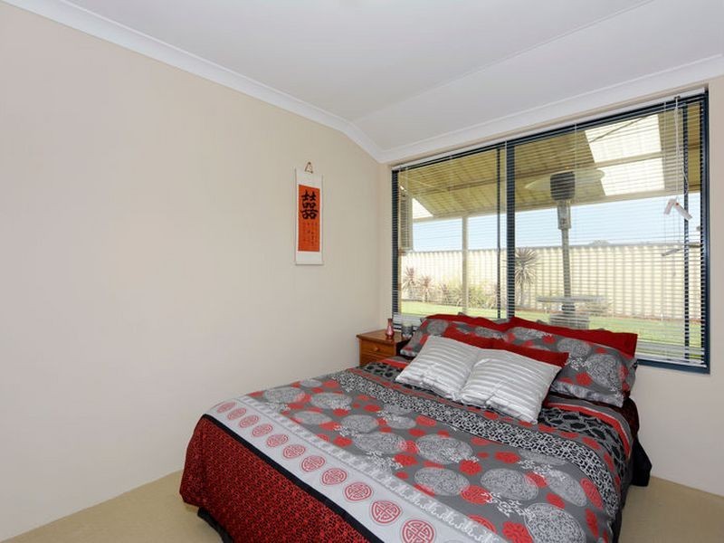 12 Birchwood Court, South Lake WA 6164