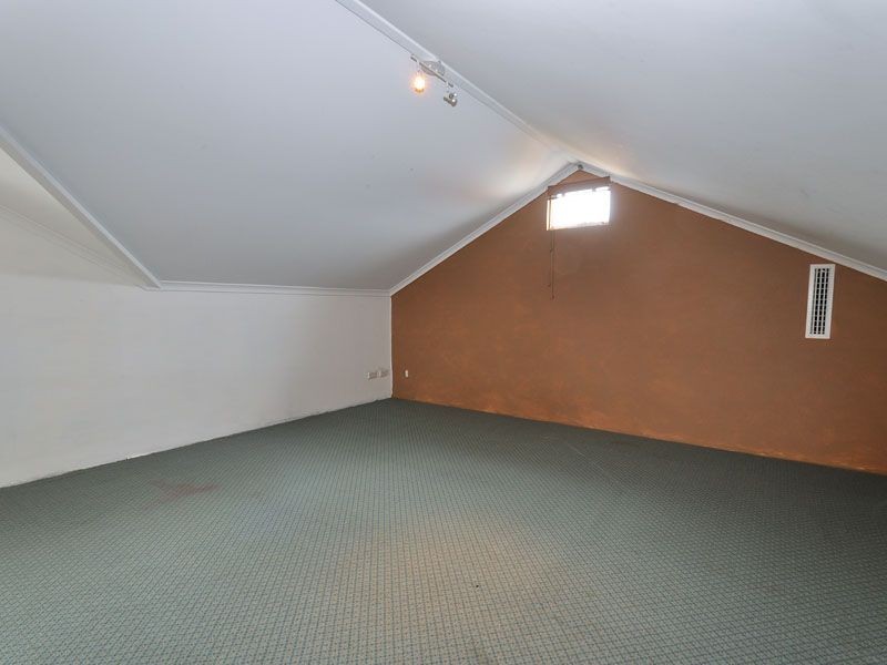 17 Portsea Gardens, Jandakot WA 6164