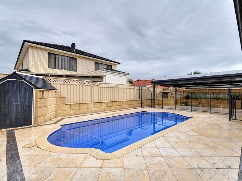 17 Portsea Gardens, Jandakot WA 6164