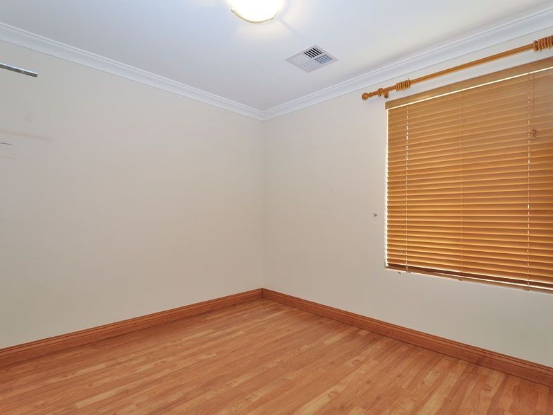 17 Portsea Gardens, Jandakot WA 6164