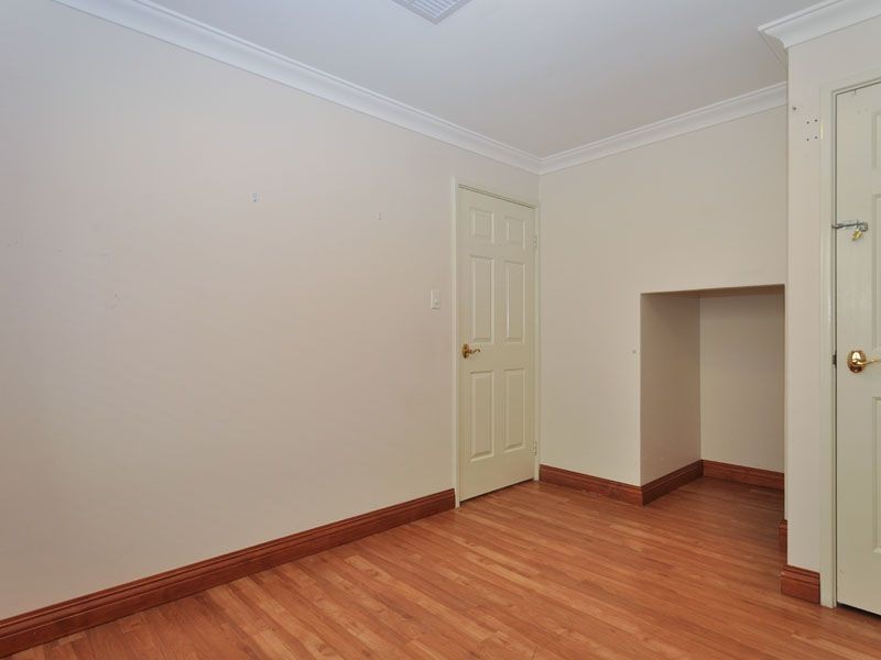 17 Portsea Gardens, Jandakot WA 6164