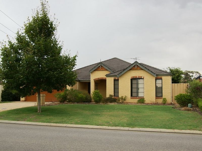 1 Clyde Avenue, Baldivis WA 6171