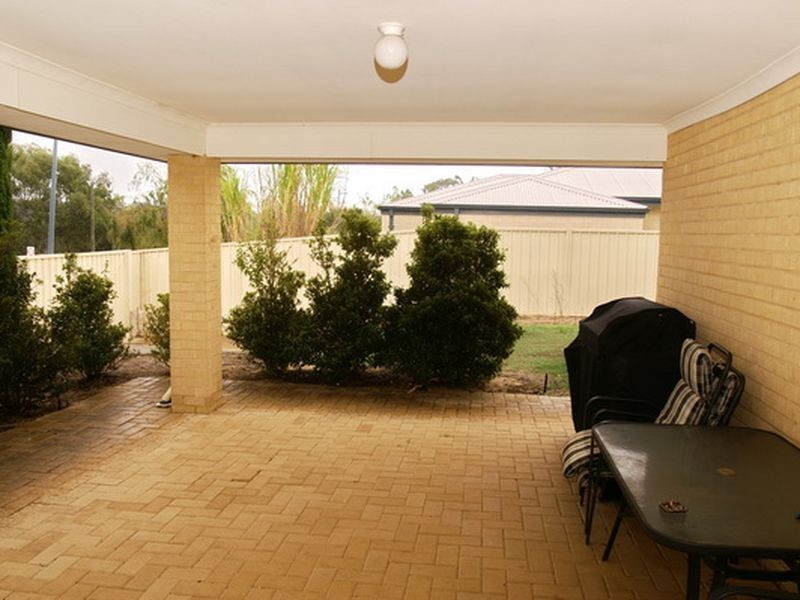 1 Clyde Avenue, Baldivis WA 6171