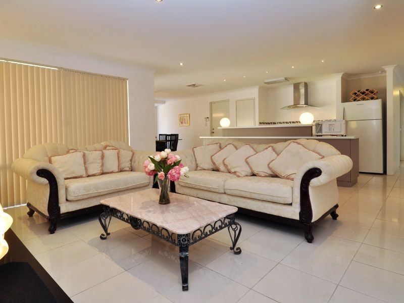 39 Bracadale Way, Canning Vale WA 6155