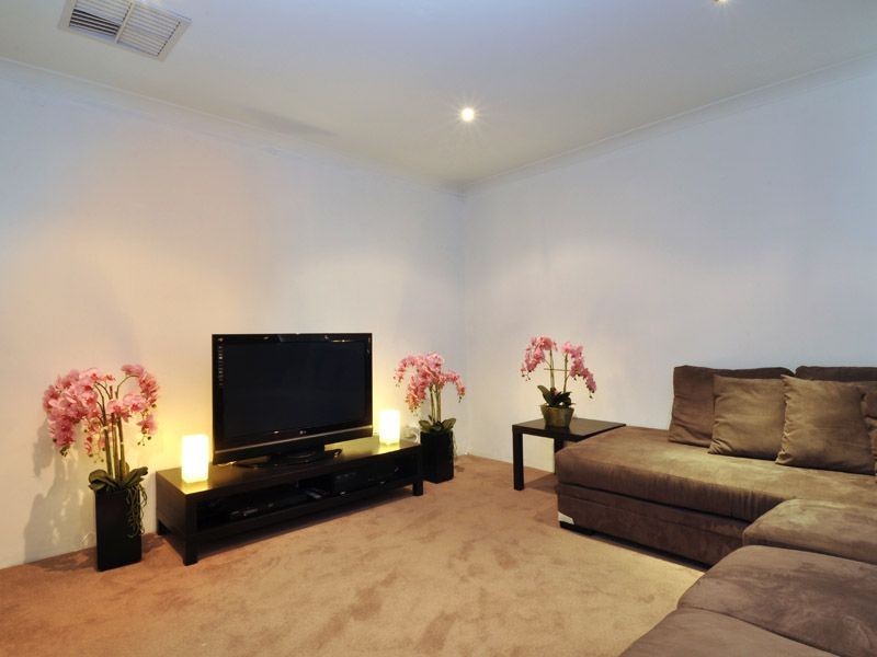 39 Bracadale Way, Canning Vale WA 6155