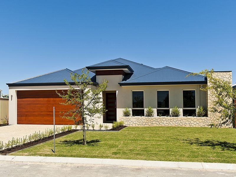 16 Flowerfield Loop, Southern River WA 6110