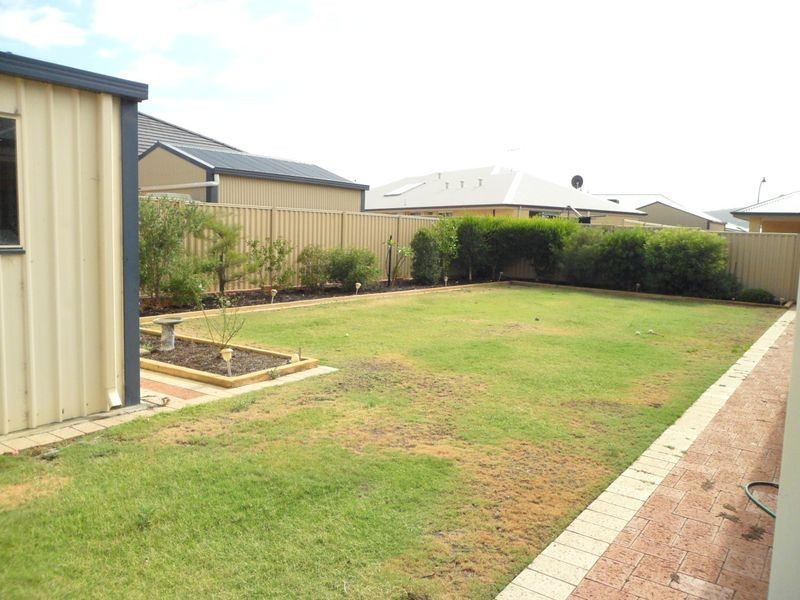 14 Ballagar Road, Byford WA 6122