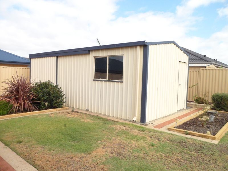 14 Ballagar Road, Byford WA 6122