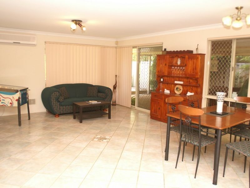 39 Molloy Circuit, Atwell WA 6164