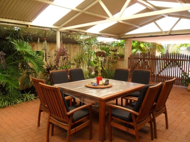 12 Eastney Court, Jandakot WA 6164