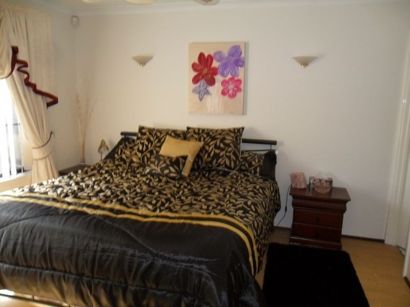 12 Eastney Court, Jandakot WA 6164