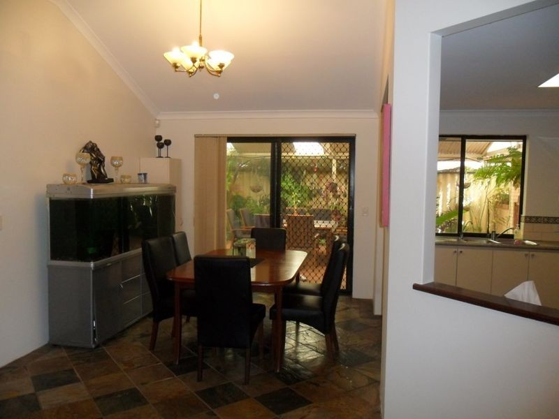 12 Eastney Court, Jandakot WA 6164