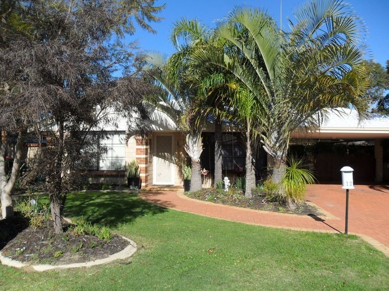 12 Eastney Court, Jandakot WA 6164