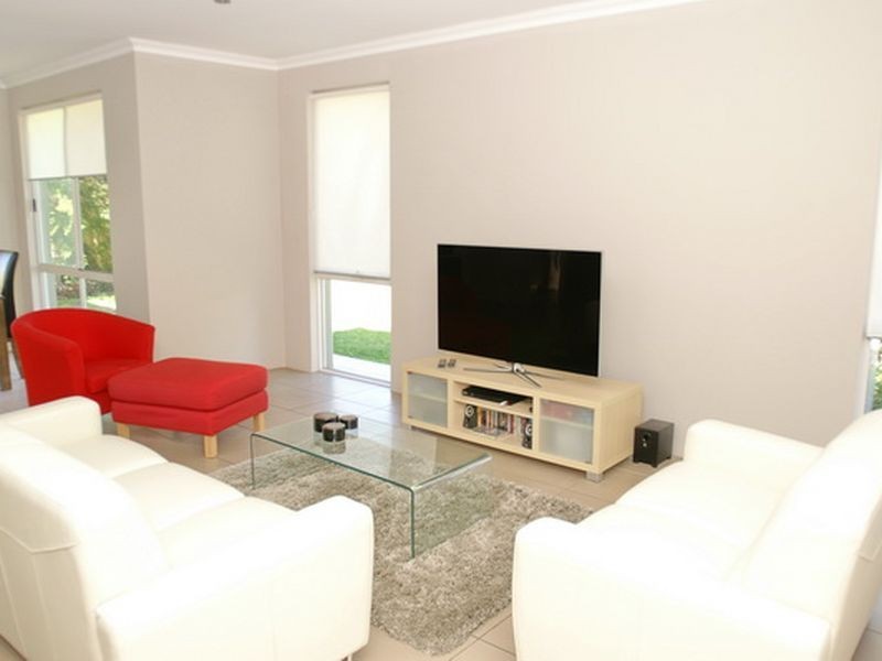 9 Hygeia Bend, Atwell WA 6164