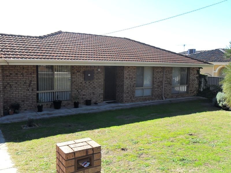 72 Winterfold Road, Samson WA 6163