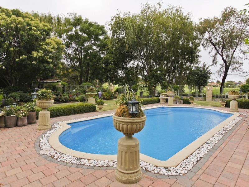 106 Glen Iris Drive, Jandakot WA 6164