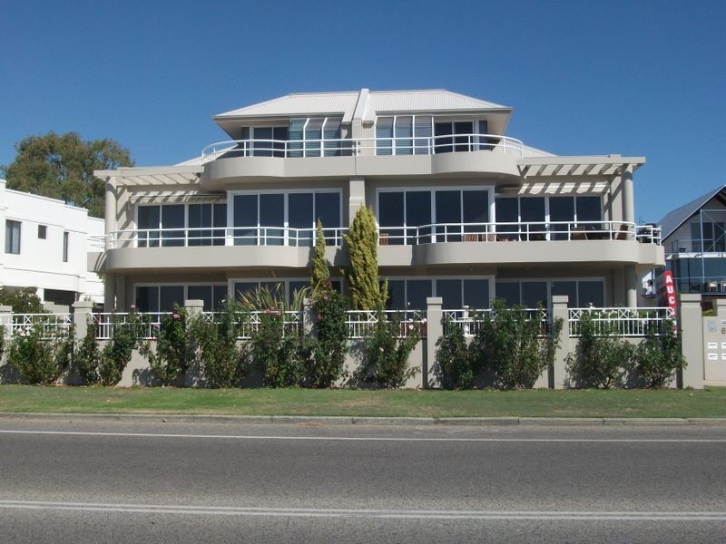 63B Canning Beach Road, Applecross WA 6153