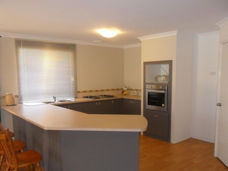 200 Tapper Road, Atwell WA 6164