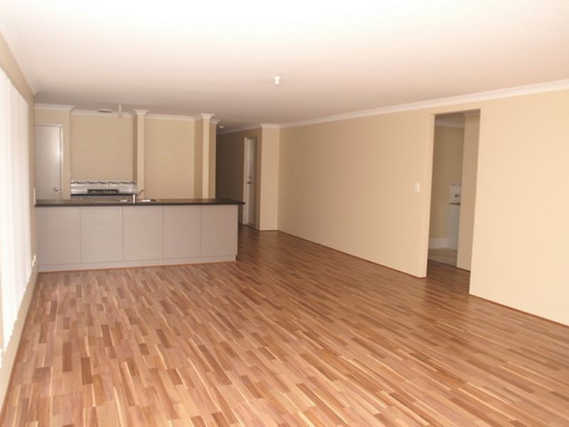 5 Stratford Road, Bertram WA 6167