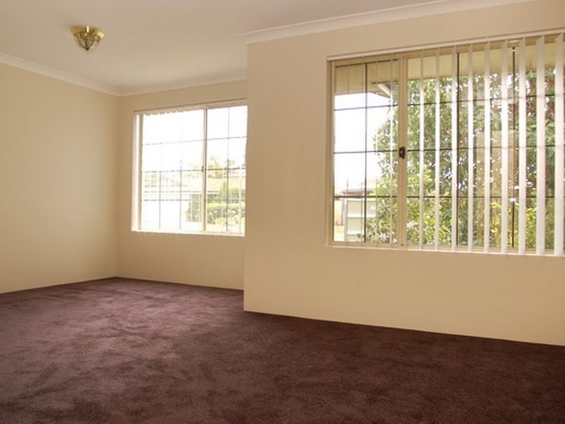 6 Woolmore Cross, Atwell WA 6164