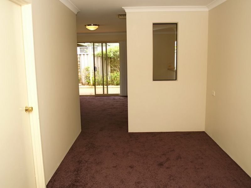 6 Woolmore Cross, Atwell WA 6164
