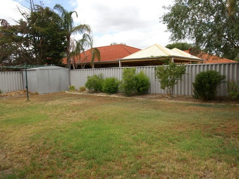 6 Woolmore Cross, Atwell WA 6164