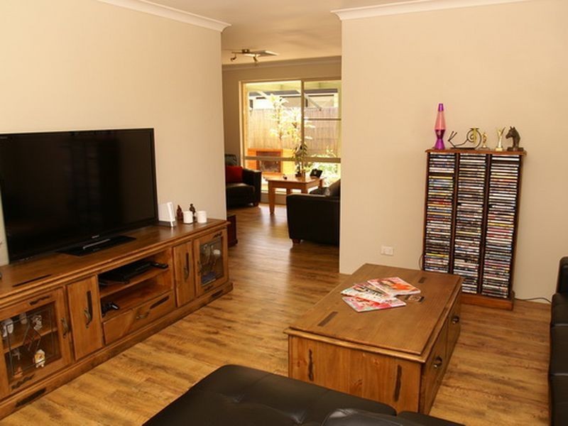 18 Freshwater Drive, Atwell WA 6164