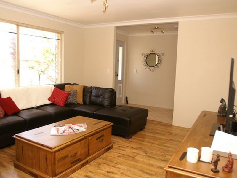 18 Freshwater Drive, Atwell WA 6164