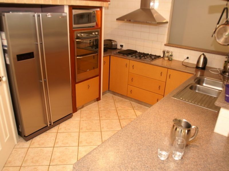 18 Freshwater Drive, Atwell WA 6164