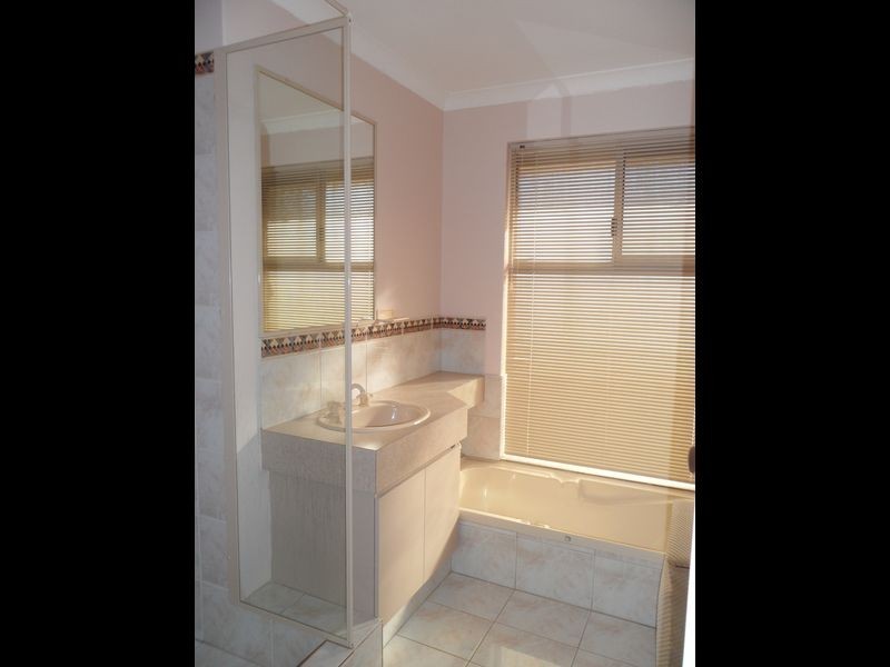 119 Brenchley Drive, Atwell WA 6164