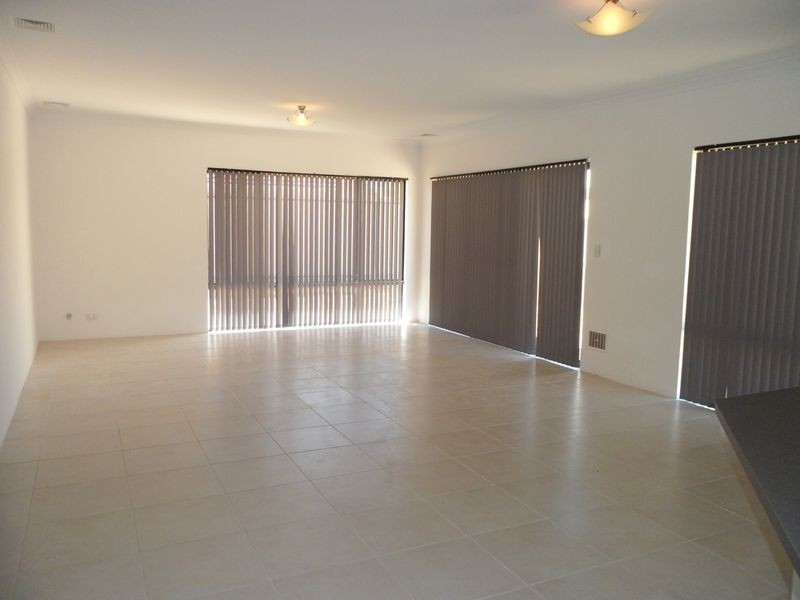 67 Brushfoot Boulevard, Success WA 6164