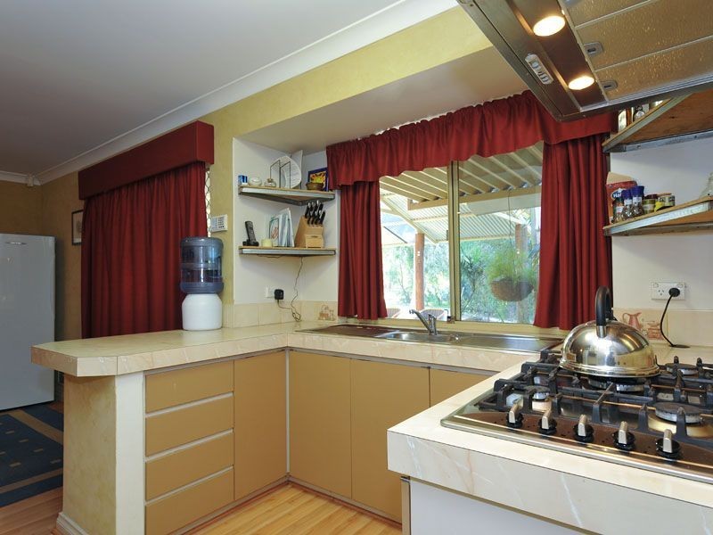 137 Harper Road, Banjup WA 6164