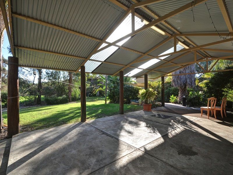 137 Harper Road, Banjup WA 6164