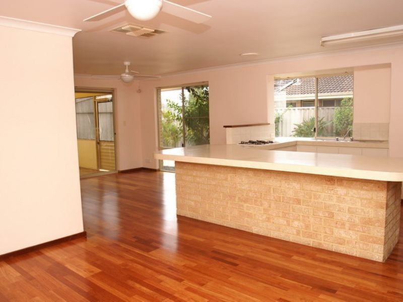 7 Tulipwood Place, South Lake WA 6164