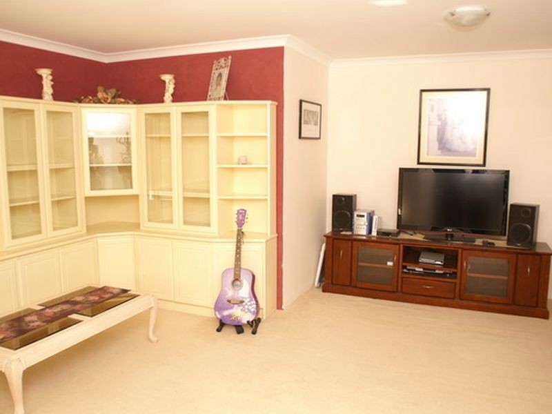 33 Avon Crescent, Atwell WA 6164