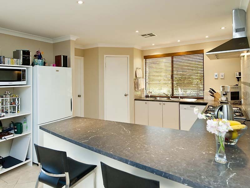 100 Beenyup Road, Atwell WA 6164