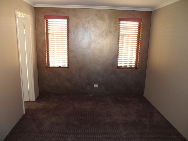 53 Chivalry Way, Atwell WA 6164