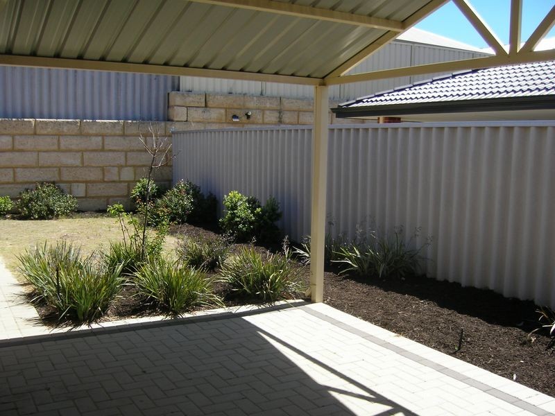 16 Hartwell Way, Secret Harbour WA 6173