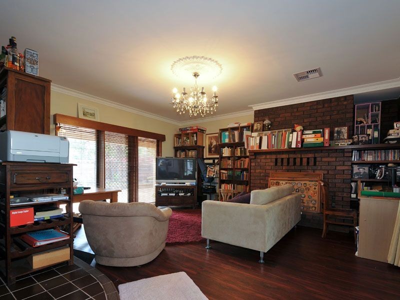 129 Lorimer Road, Munster WA 6166