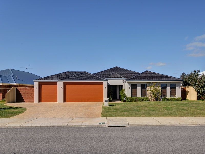 11 Aurora Drive, Atwell WA 6164