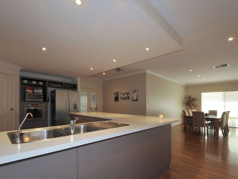 11 Aurora Drive, Atwell WA 6164